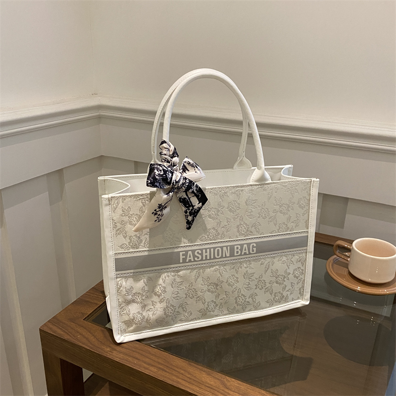Luxe elegante dames handtas me - Luxury Bag Collection recensie en prijs
