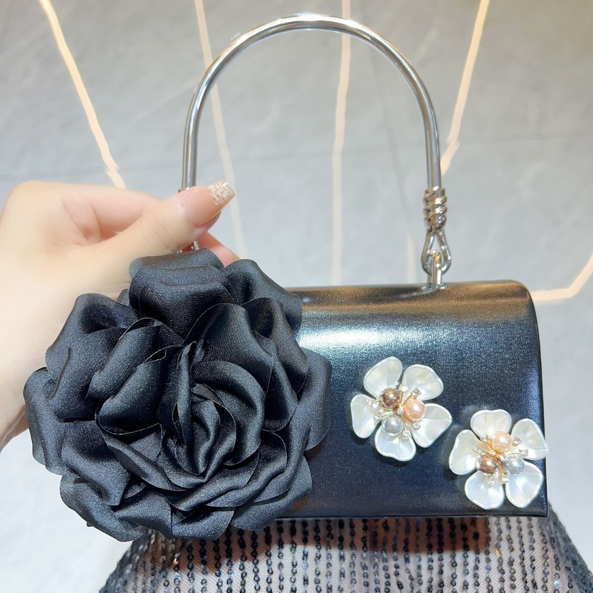 Luxe Gouden 3D Bloem Clutch Ba - Luxury Bags Gold recensie en prijs