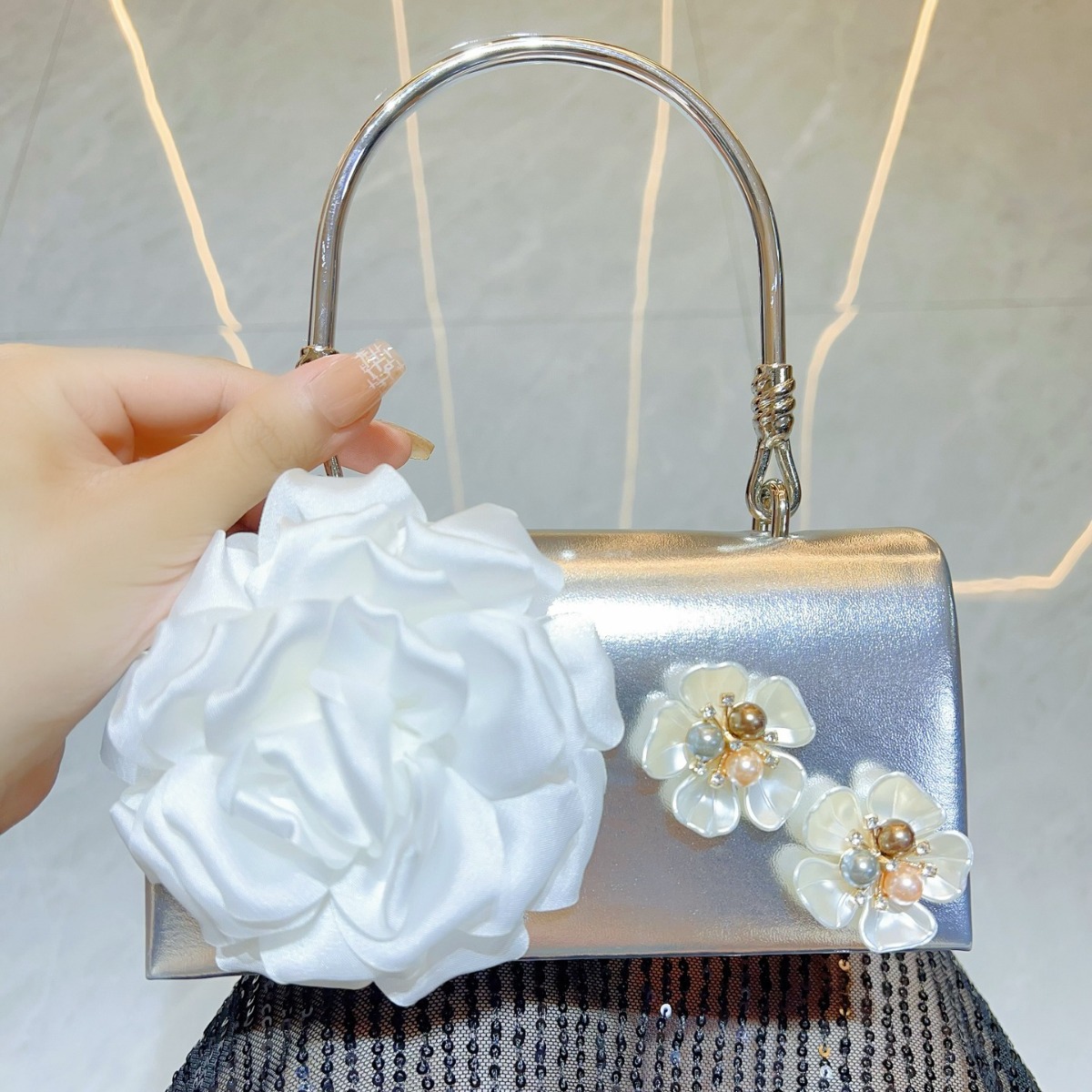 Luxe Gouden 3D Bloem Clutch Ba - Luxury Bags Gold recensie en prijs